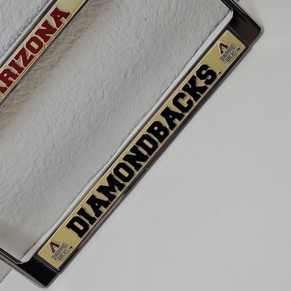 VTG Arizona Diamondbacks Chrome License Plate Frame Genuine Merchandise - Picture 8 of 12